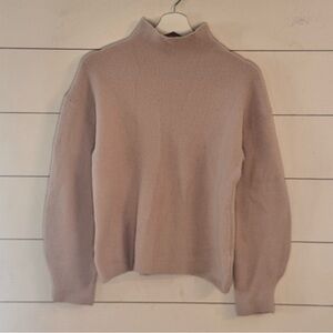 Tahari Mock Neck extremely soft and warm sweater size xs